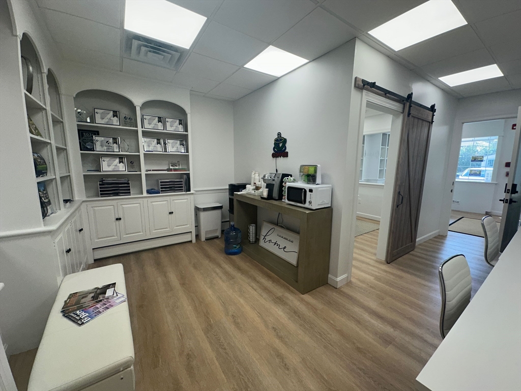 439 Boston Post Road