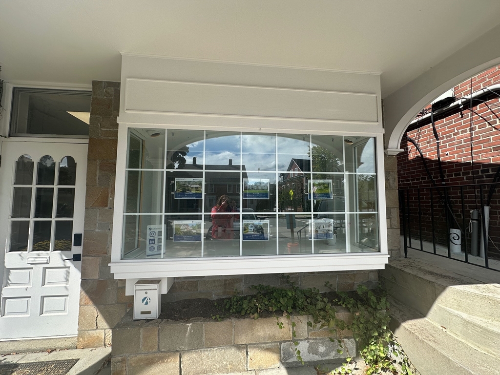 439 Boston Post Road