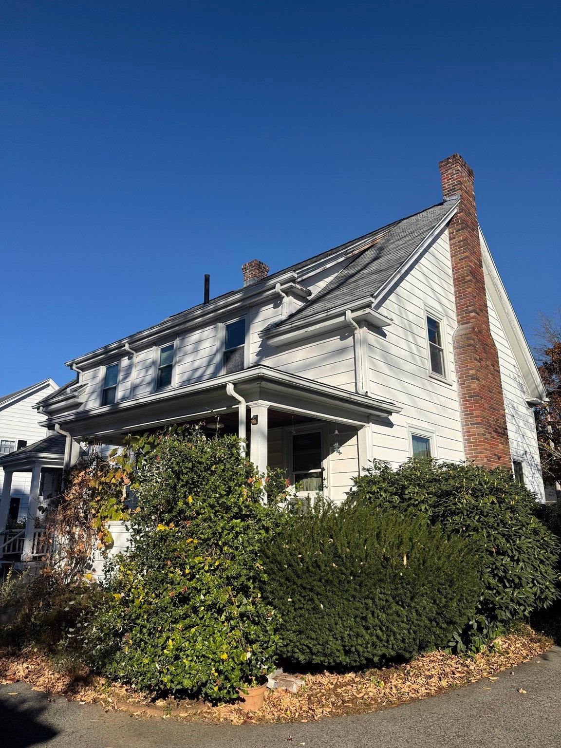 688 Great Plain Ave