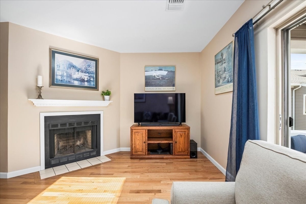 1216 Vfw Pkwy 47