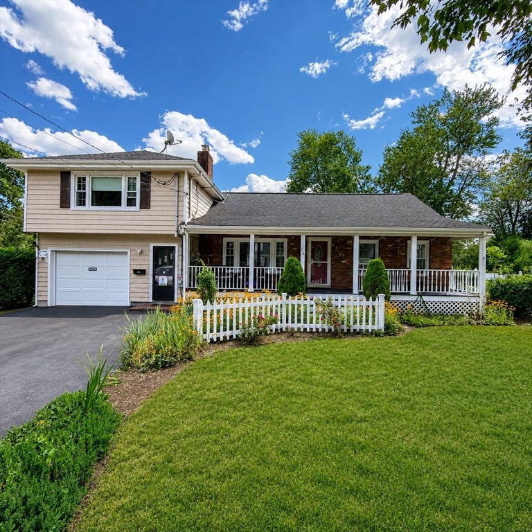Photo of 118 Woodard Ave, Brockton, MA