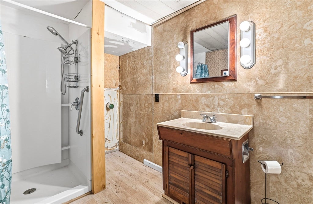 8 Underwood Ave, Easthampton, MA, 8 Underwood Ave, Easthampton, MA Photo #22