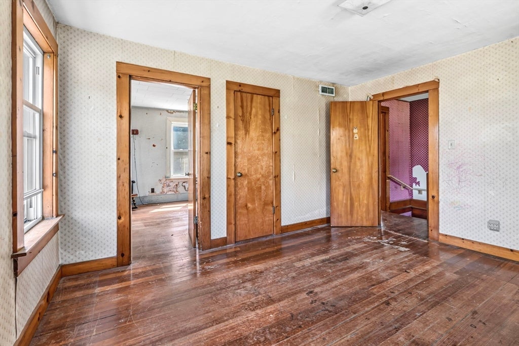 8 Underwood Ave, Easthampton, MA, 8 Underwood Ave, Easthampton, MA Photo #18