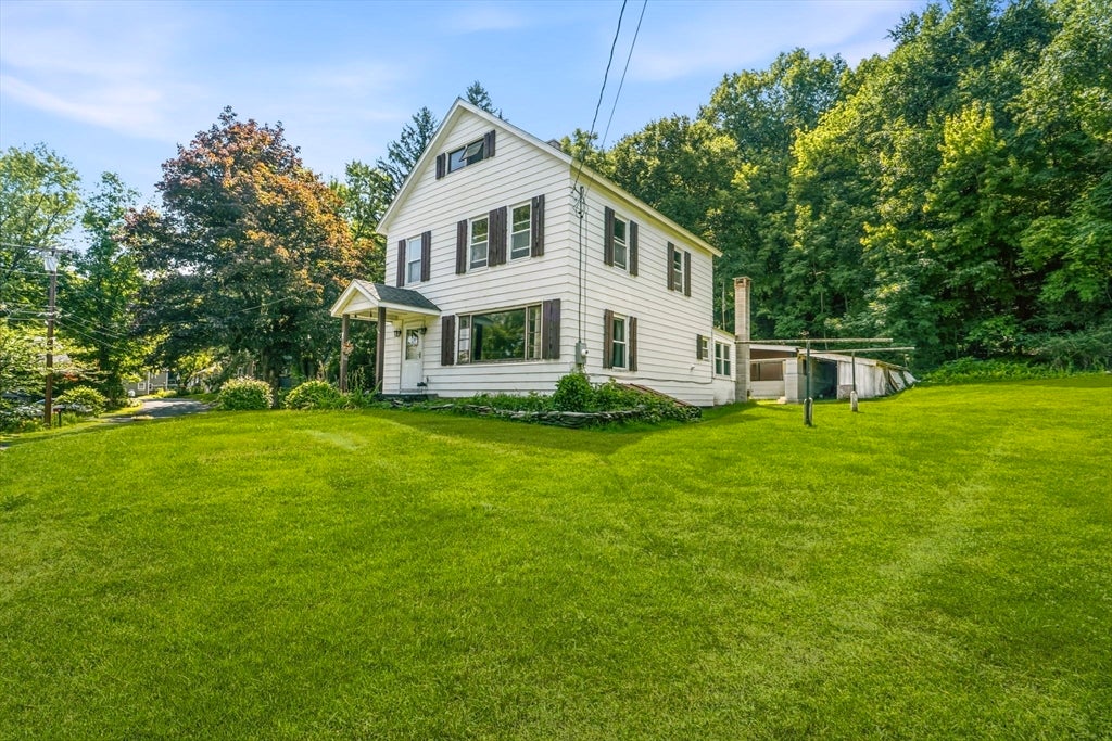 8 Underwood Ave, Easthampton, MA, 8 Underwood Ave, Easthampton, MA Photo #2