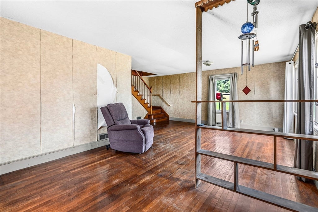 8 Underwood Ave, Easthampton, MA, 8 Underwood Ave, Easthampton, MA Photo #9