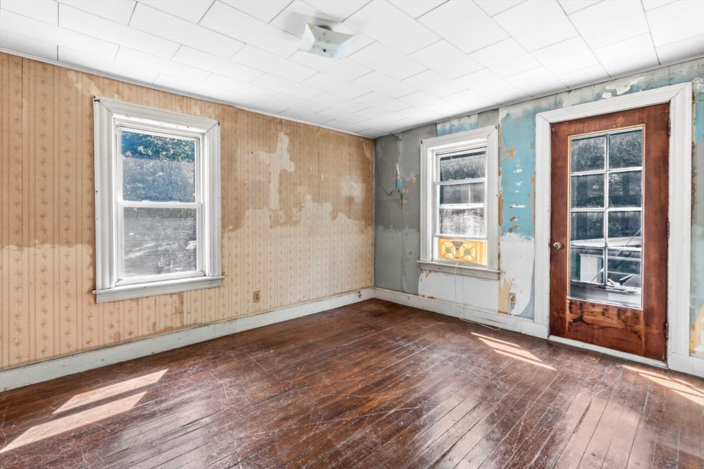 8 Underwood Ave, Easthampton, MA, 8 Underwood Ave, Easthampton, MA Photo #17