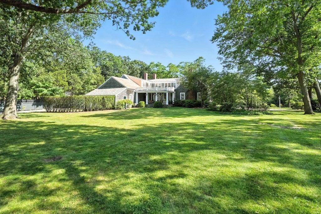 39 Bay Pond Rd