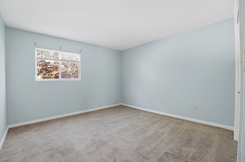 5455 North Main Street #3D, Fall River, MA Photo #11
