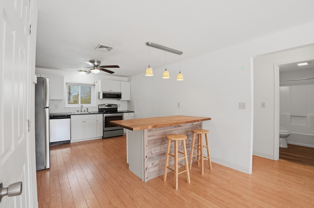 5455 North Main Street #3D, Fall River, MA Photo #8