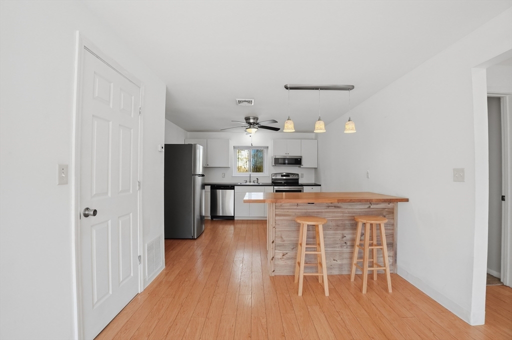 5455 North Main Street #3D, Fall River, MA Photo #7