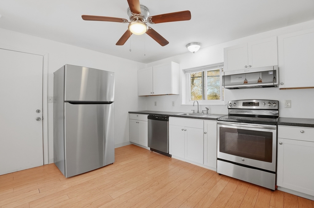 5455 North Main Street #3D, Fall River, MA Photo #6