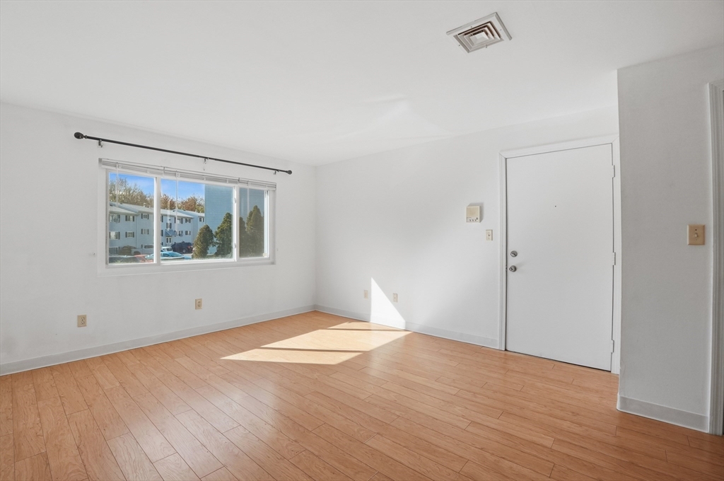 5455 North Main Street #3D, Fall River, MA Photo #3