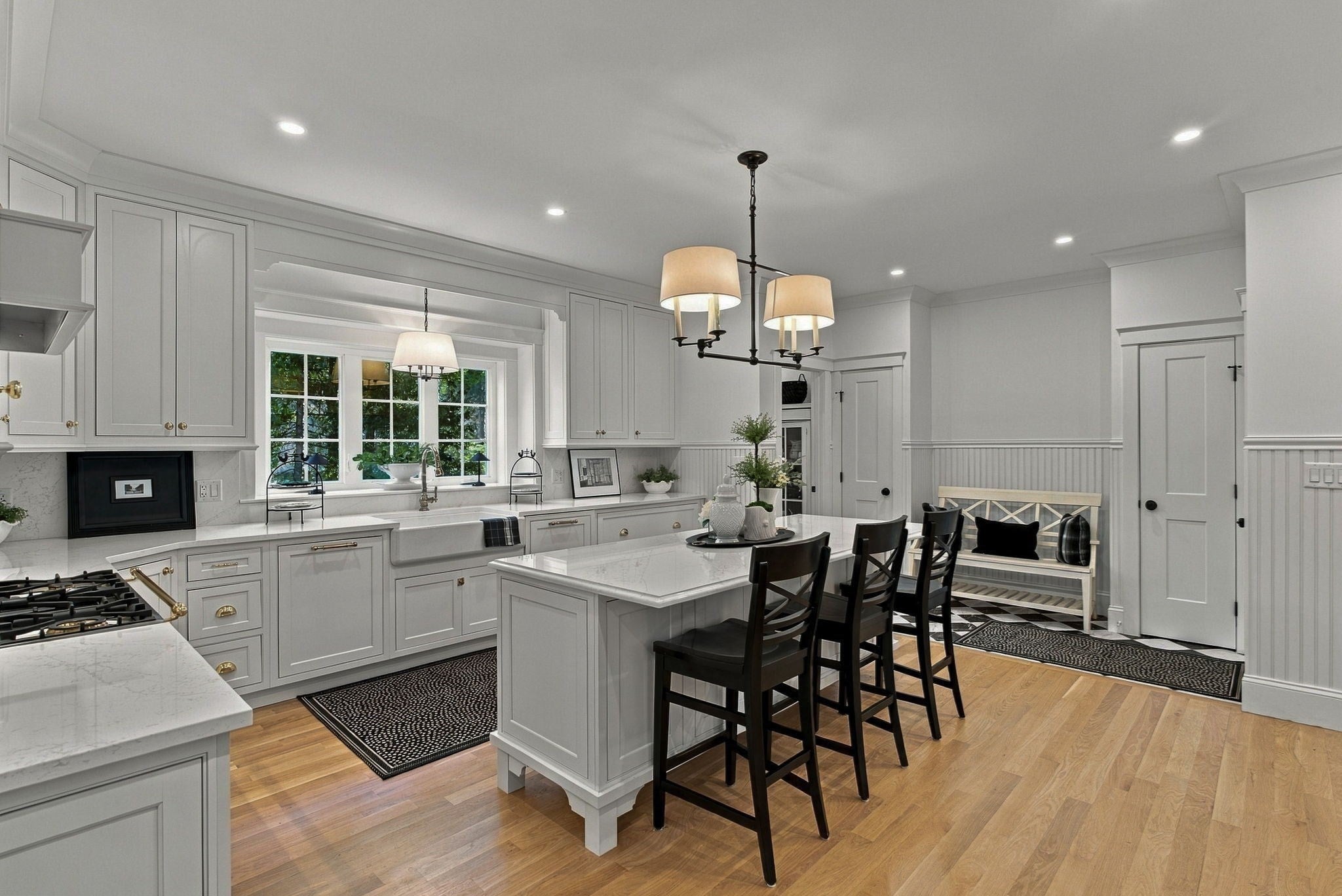 303 Chestnut St, North Andover, MA Photo #4