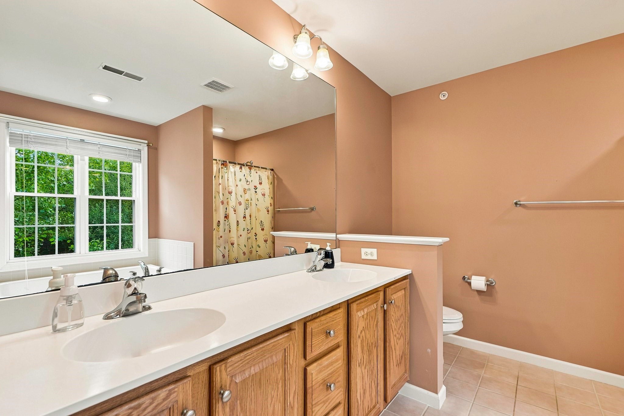 18 Daffodil Ct #18, Grafton, MA, 18 Daffodil Ct #18, Grafton, MA Photo #24