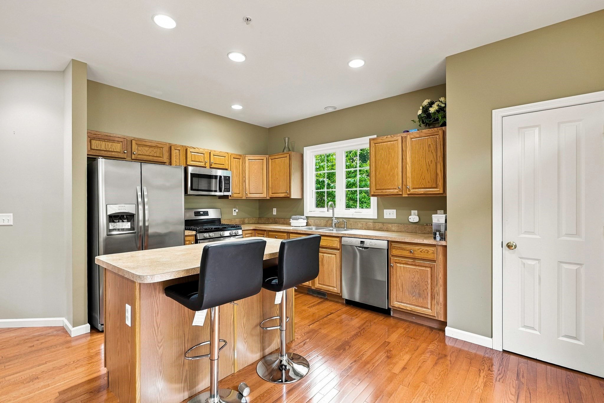 18 Daffodil Ct #18, Grafton, MA, 18 Daffodil Ct #18, Grafton, MA Photo #8