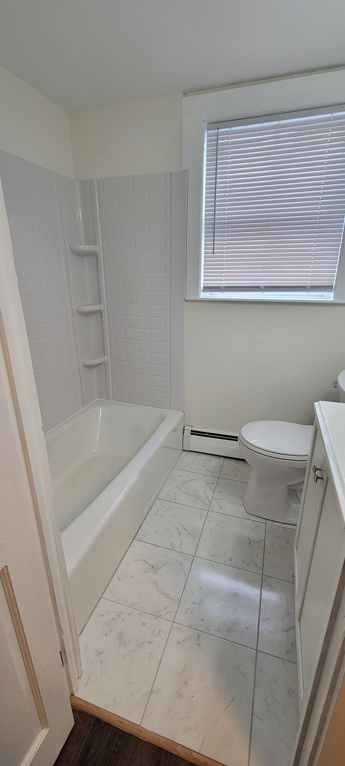 4 Pleasant St