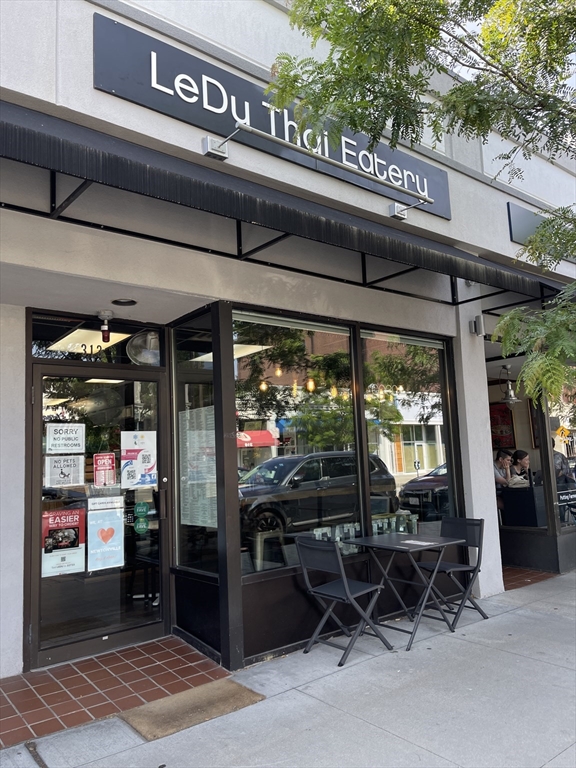 Newton, Massachusetts 02460, United States, ,Commercial,Active,181060