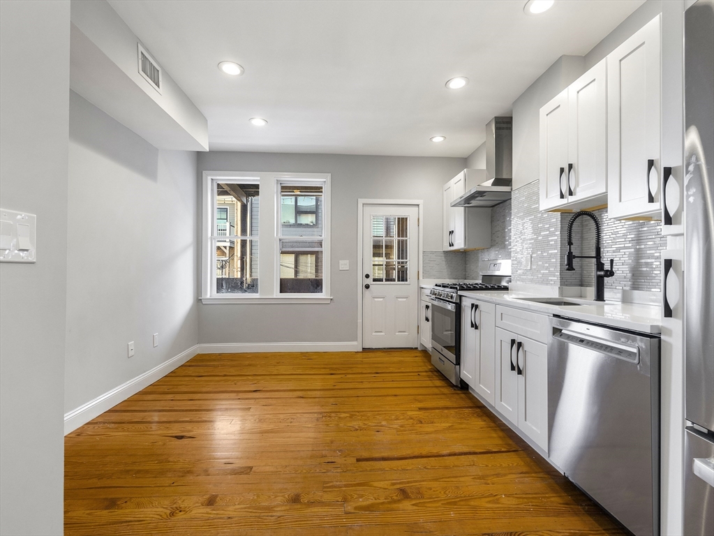 131A Cottage St #2A, Boston, MA Photo #4