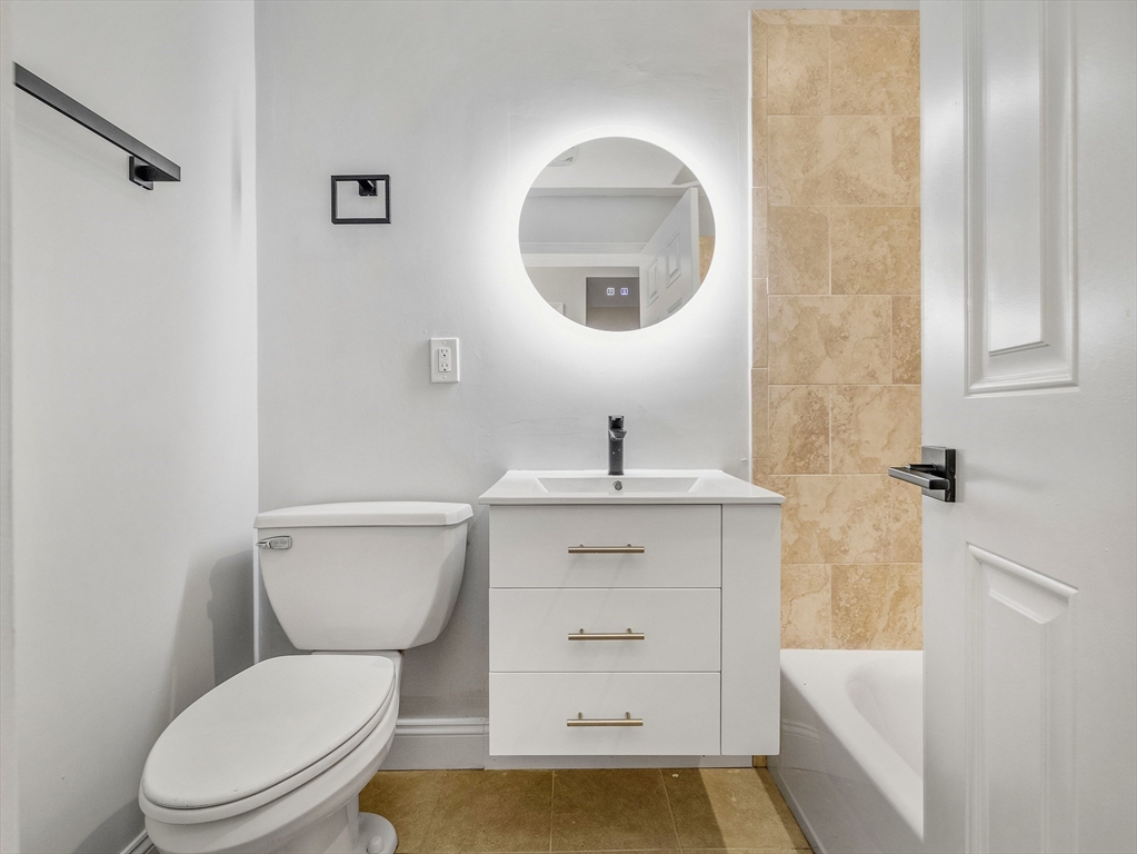 131A Cottage St #2A, Boston, MA Photo #14