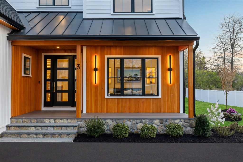 3 Brantwood Ln