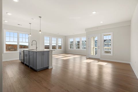 Photo of 5 Peters Farm Way #7106, Westborough, MA 01581 (MLS # 73535133)