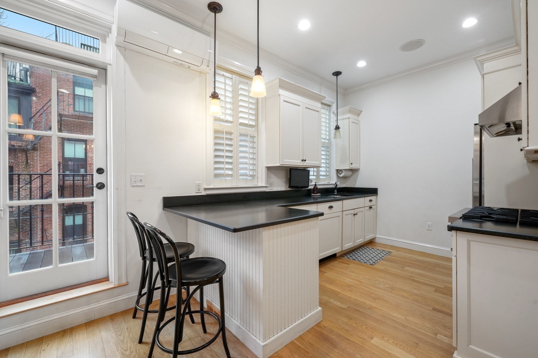 43 Warren Ave #2, Boston, MA Photo #9