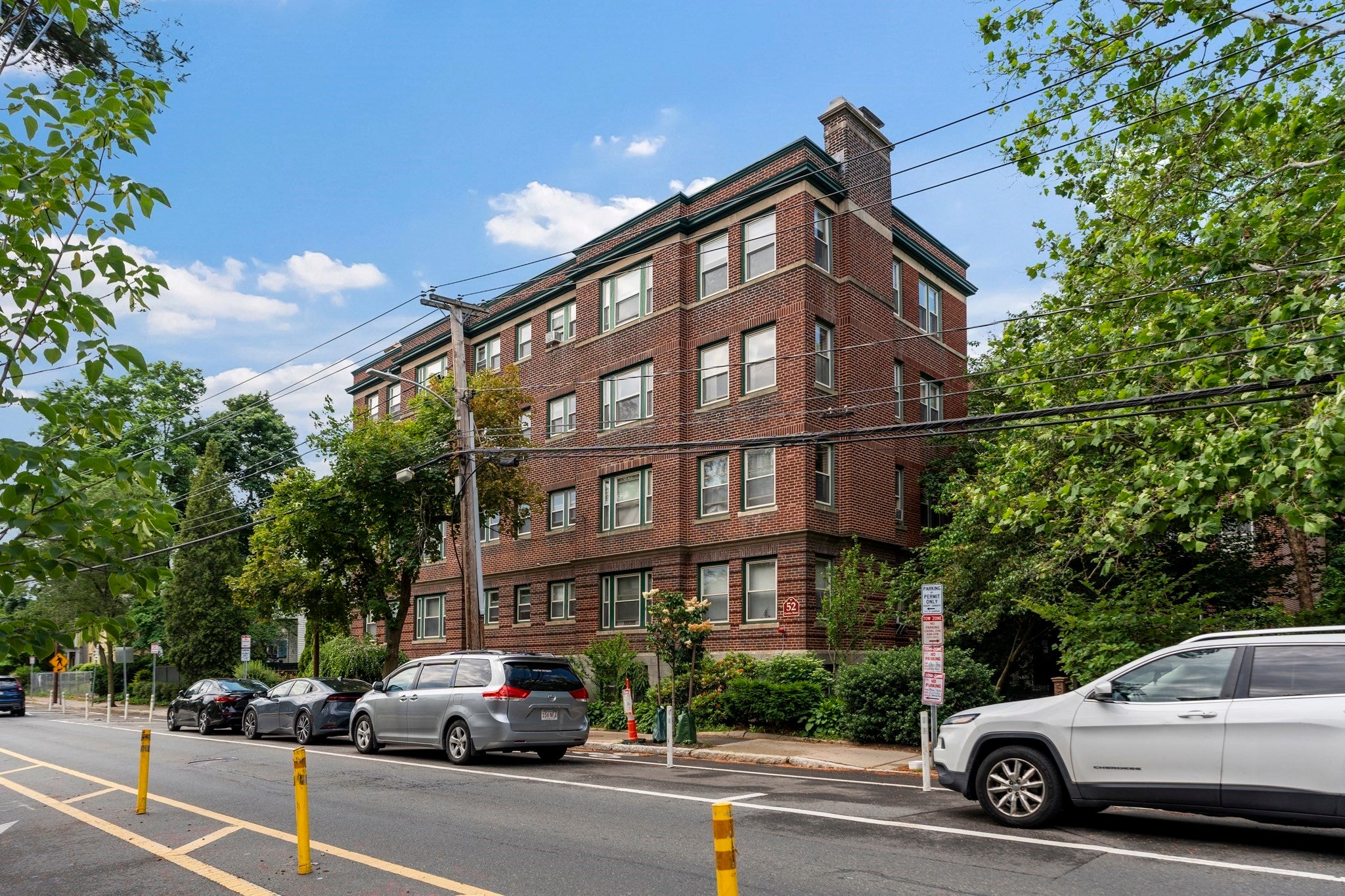 52 Garden St B2