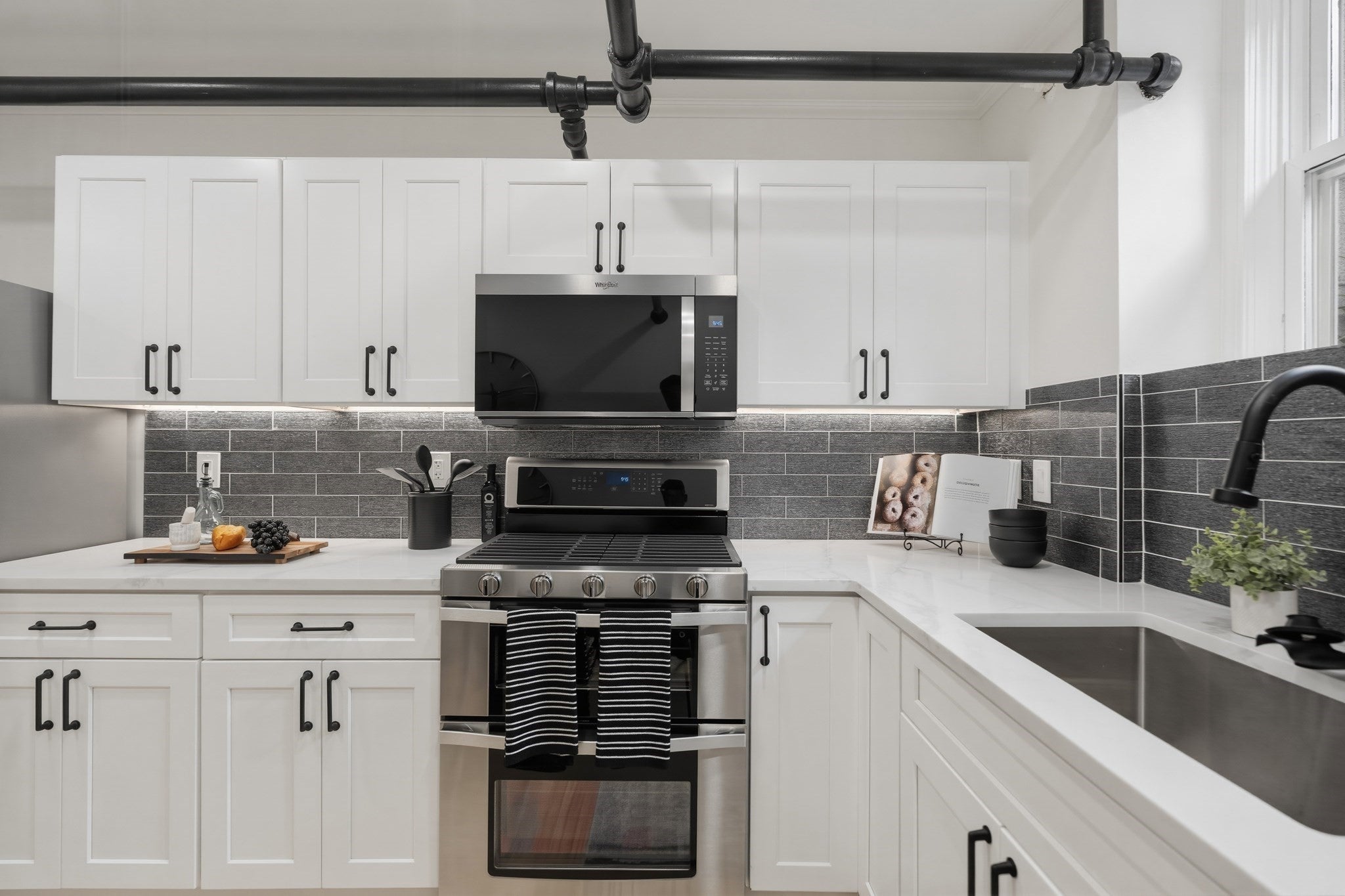 52 Garden St B2