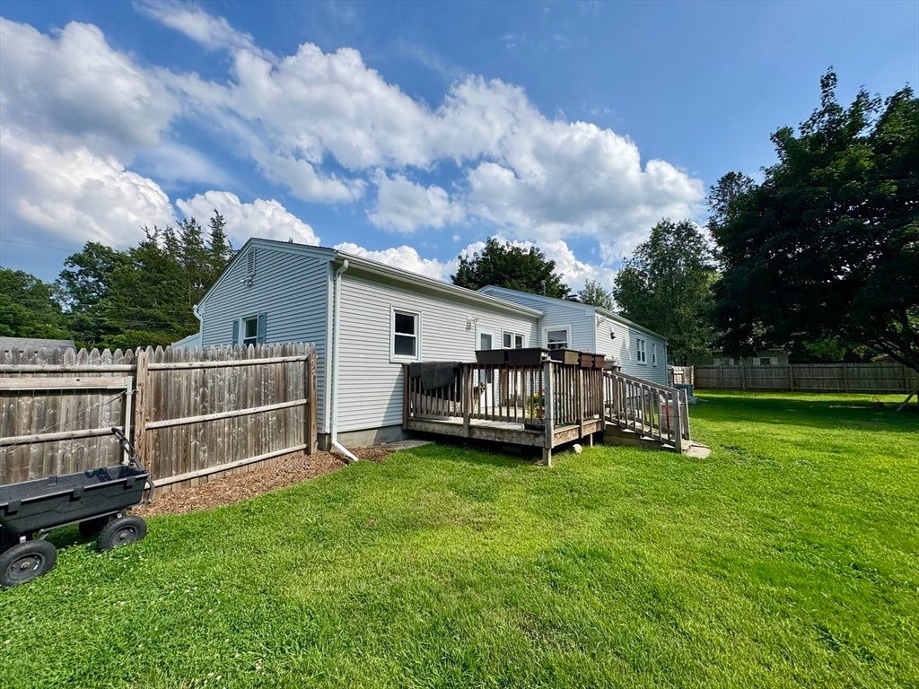18 Cedar Oak Lane, Hampden, MA Photo #21