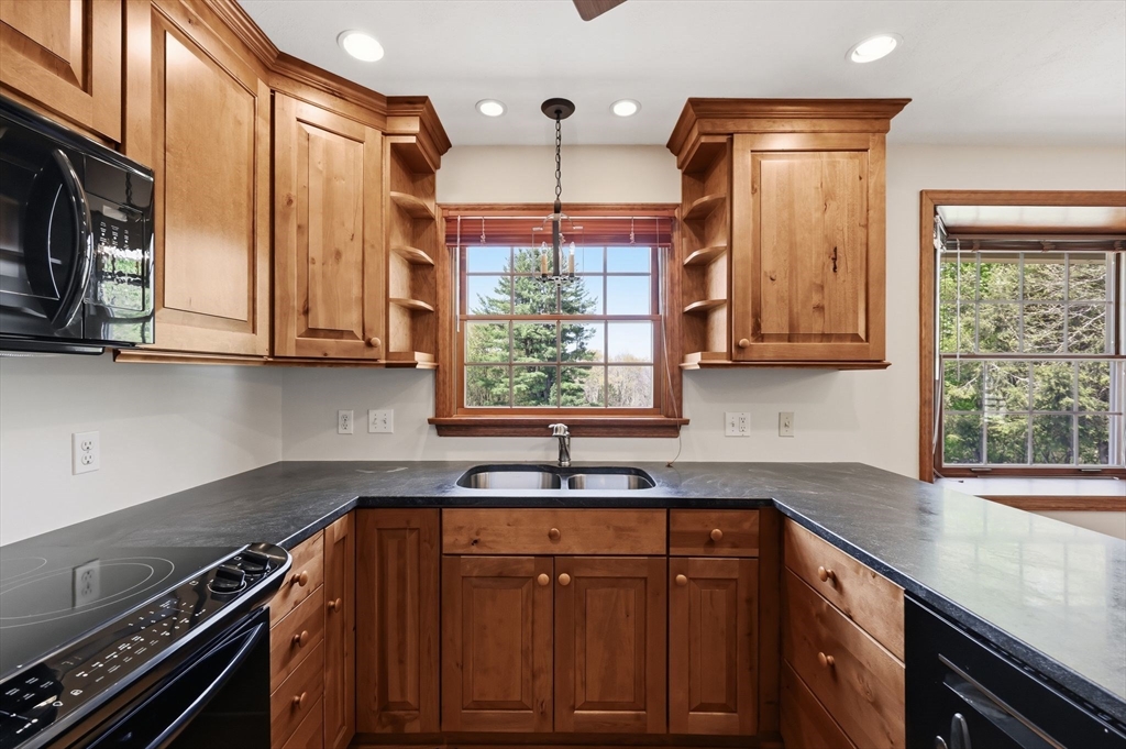 11 Pheasant Hill, Granby, MA, 11 Pheasant Hill, Granby, MA Photo #12