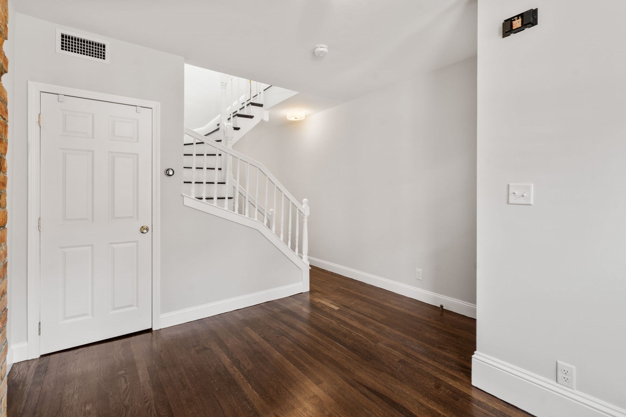 14 Warwick St, Boston, MA, 14 Warwick St, Boston, MA Photo #9