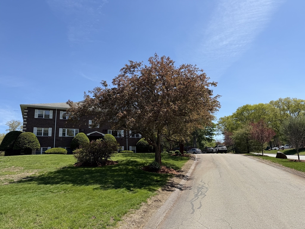 120 Parker St 15