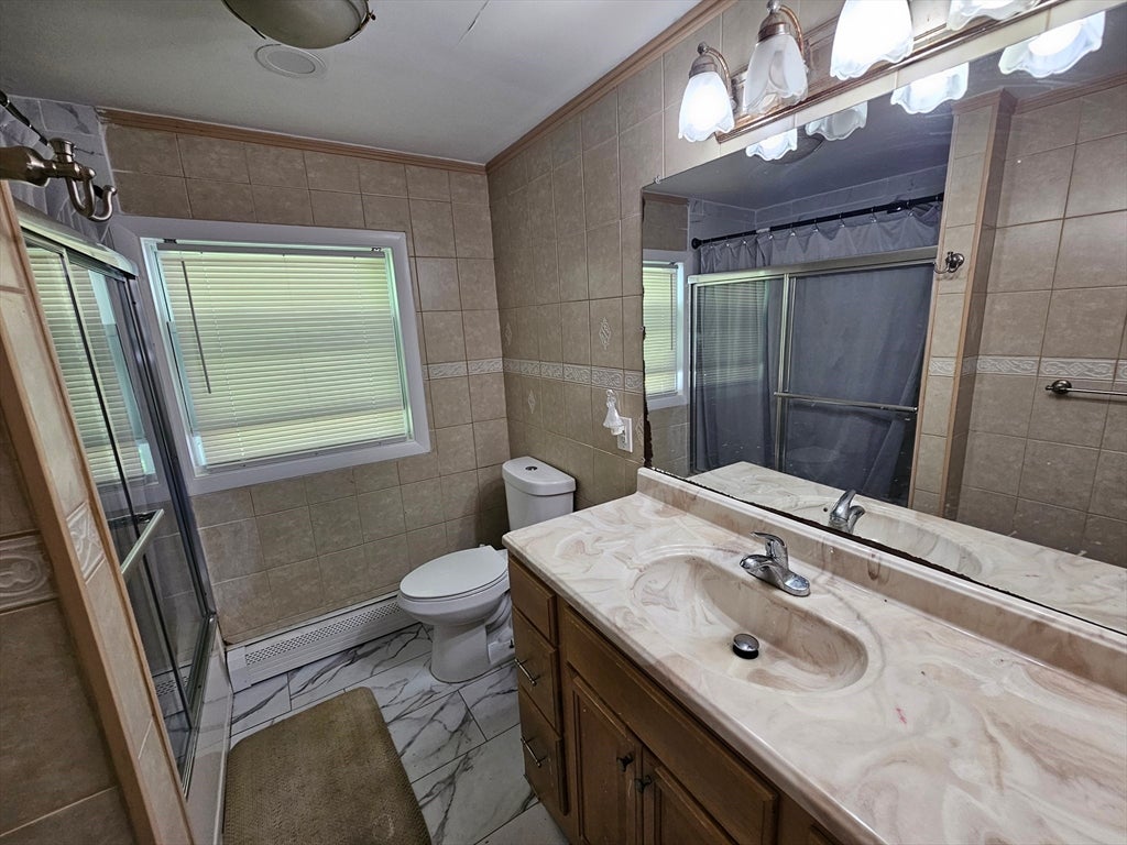 10 Marmion Ave, Worcester, MA, 10 Marmion Ave, Worcester, MA Photo #34