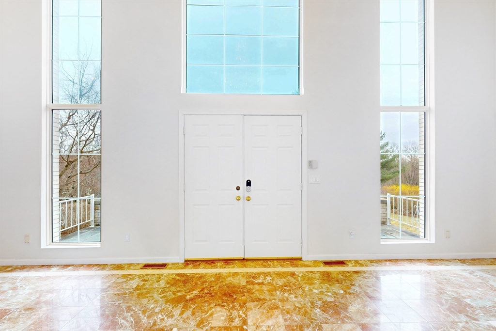 74 Eisenhower Dr