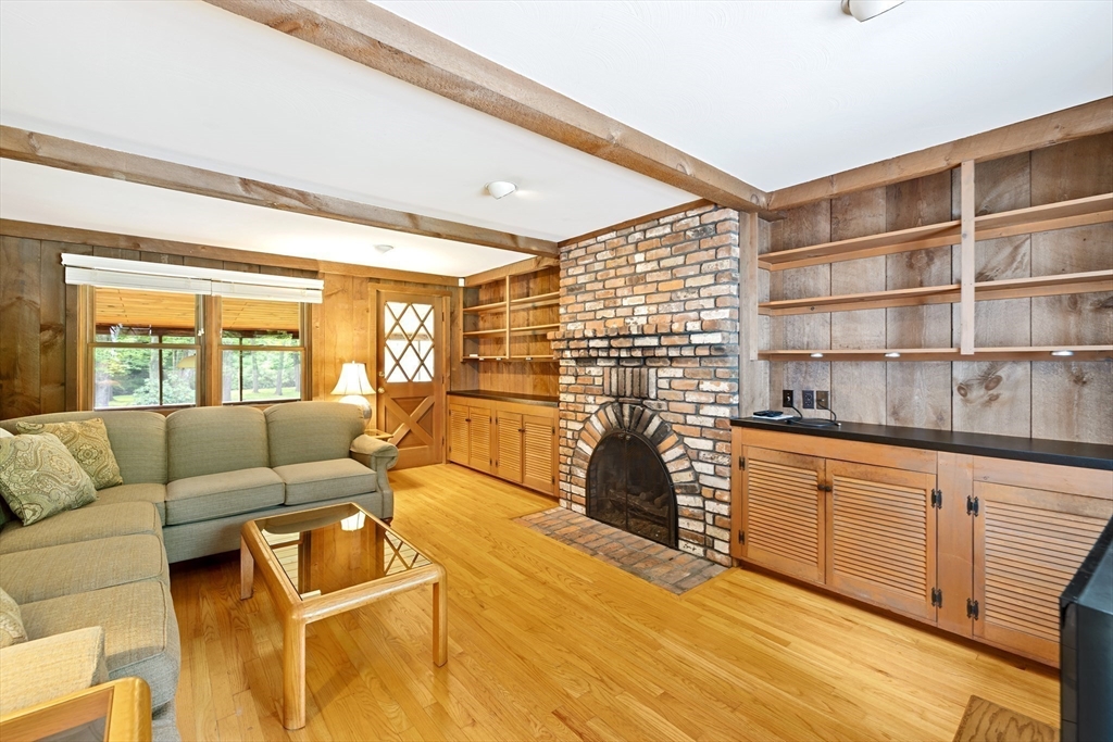 65 River Park Dr