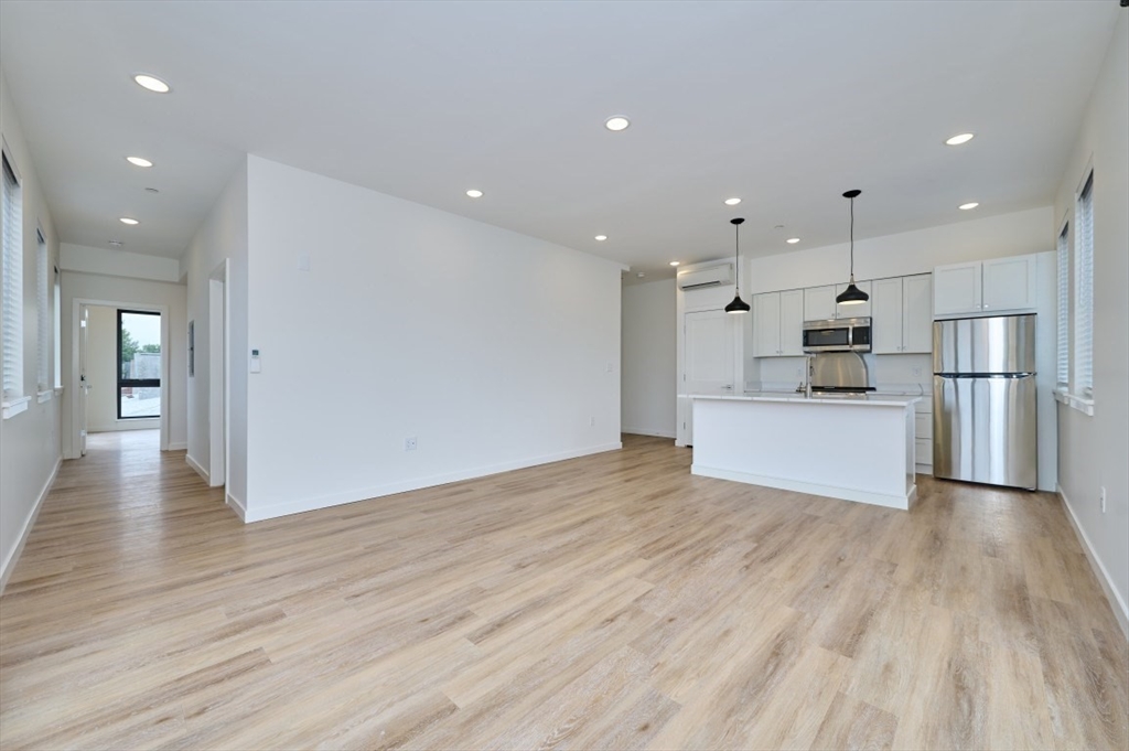 80 Broadway 3C