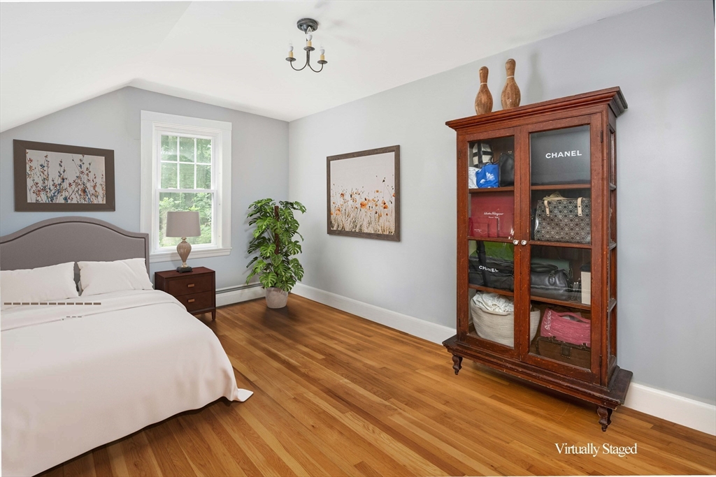 Sherborn, Massachusetts 01770, United States, 3 Bedrooms Bedrooms, ,2 BathroomsBathrooms,Residential,Active,191030