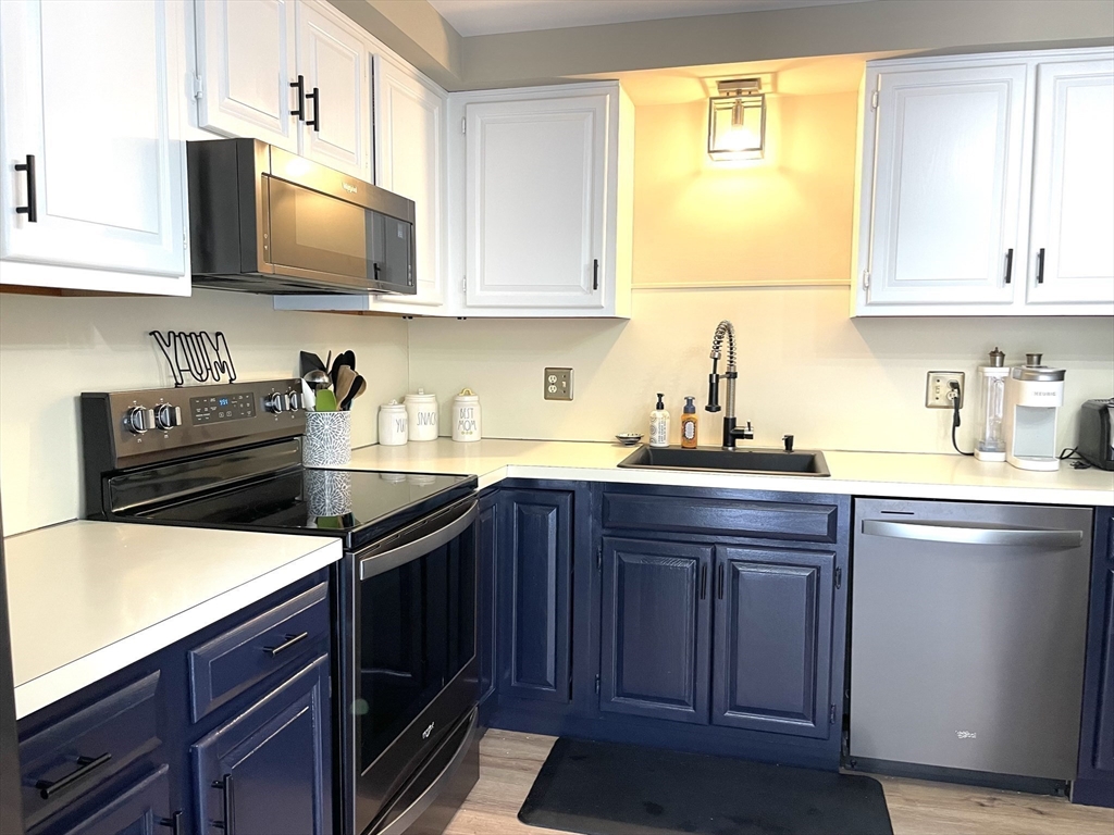 17 Village Way F