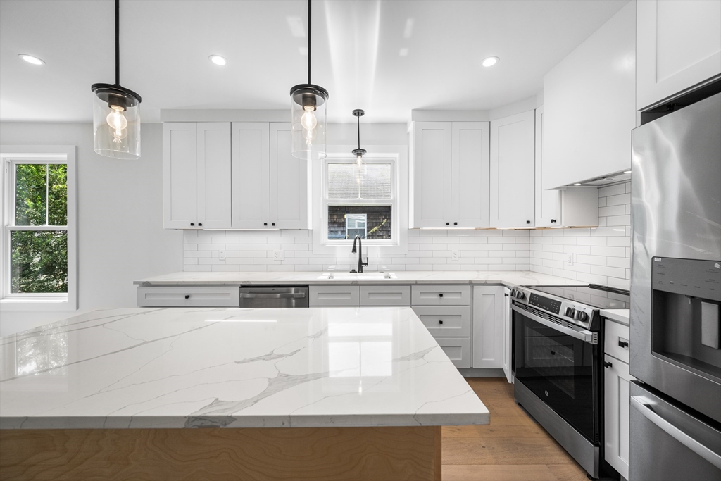 3 Franklin St 3