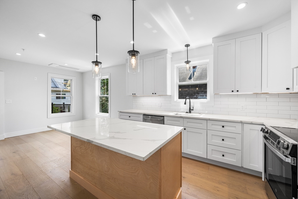 3 Franklin St 3