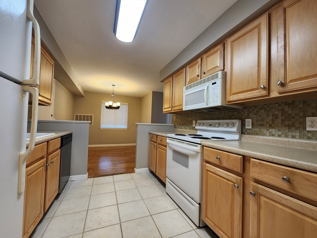 6 Beals Cove Rd H