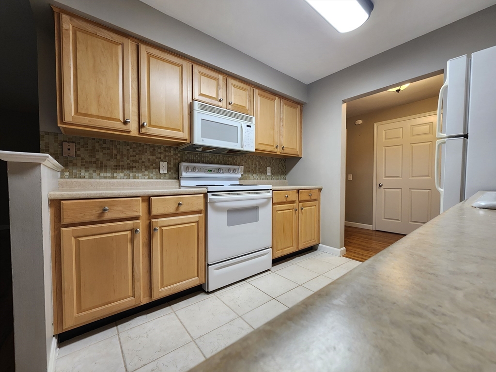 6 Beals Cove Rd H