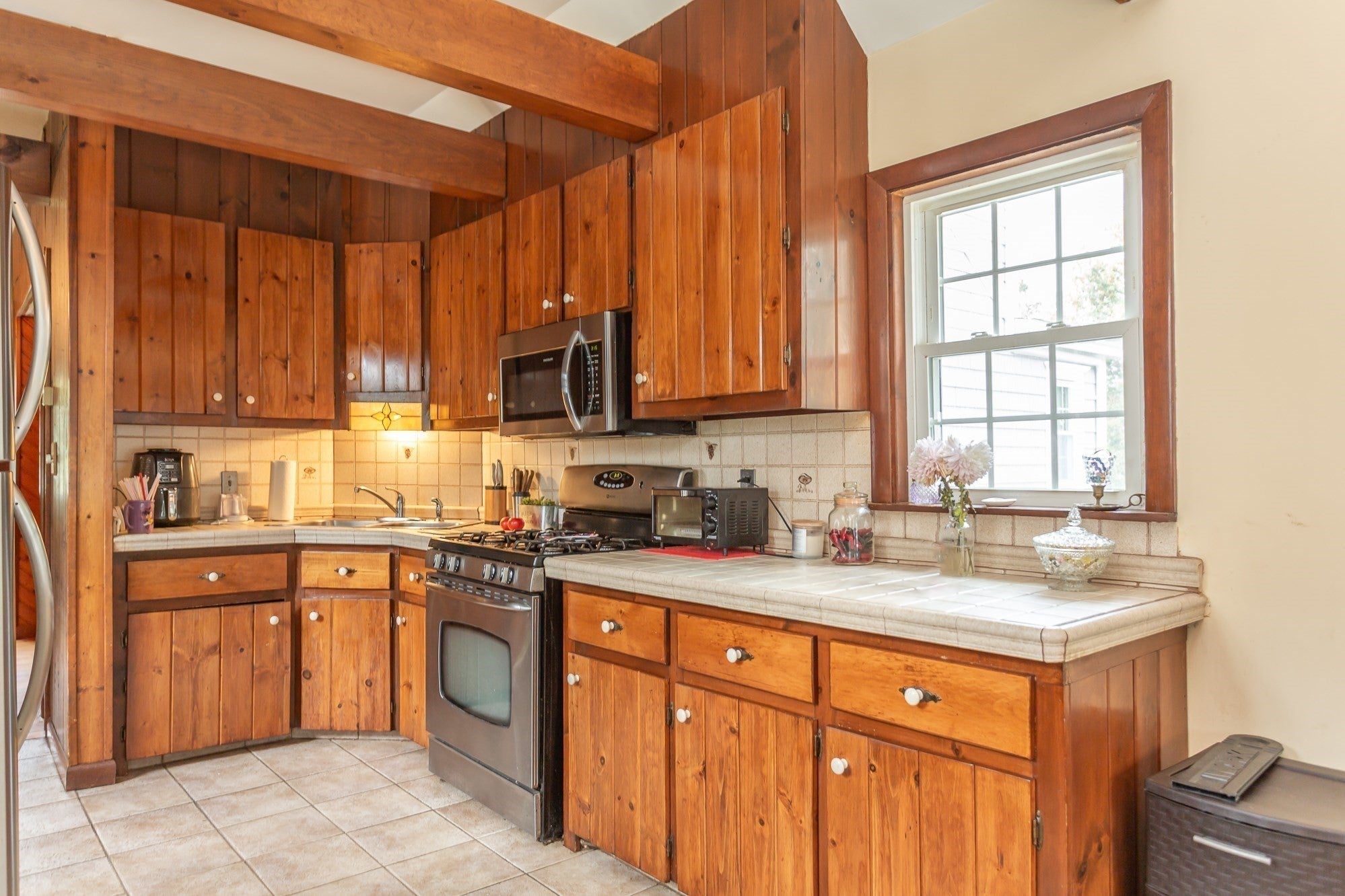 648 Pleasant St, Somerset, MA, 648 Pleasant St, Somerset, MA Photo #11