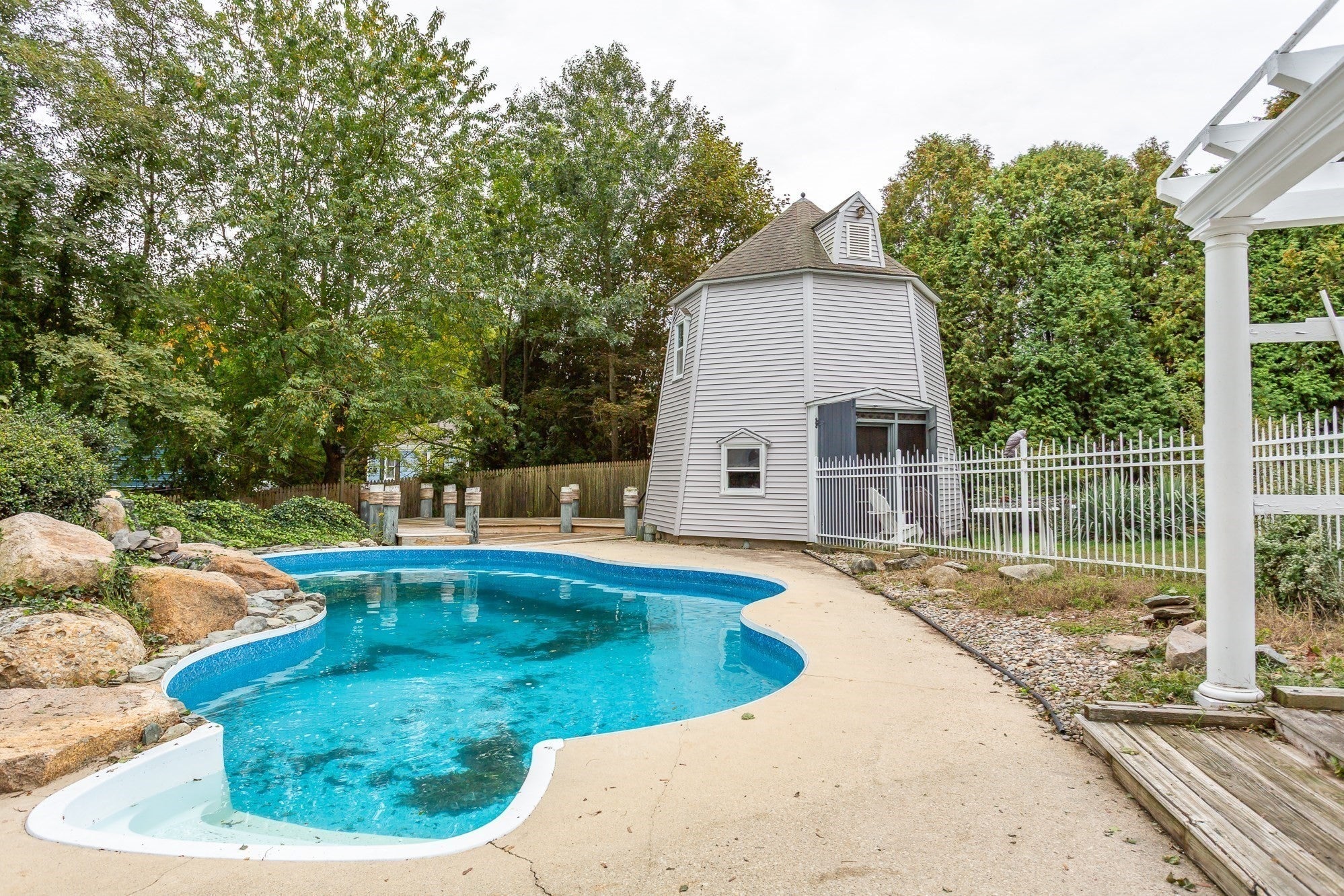648 Pleasant St, Somerset, MA, 648 Pleasant St, Somerset, MA Photo #8