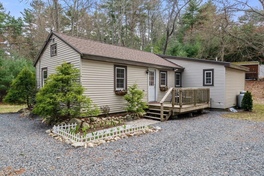 125 Hollis Rd