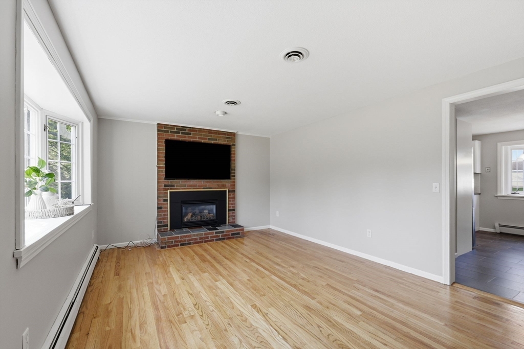 33 Alandale Drive
