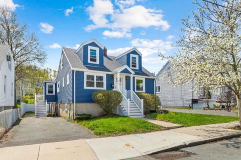 152 Springvale Ave Everett MA 02149