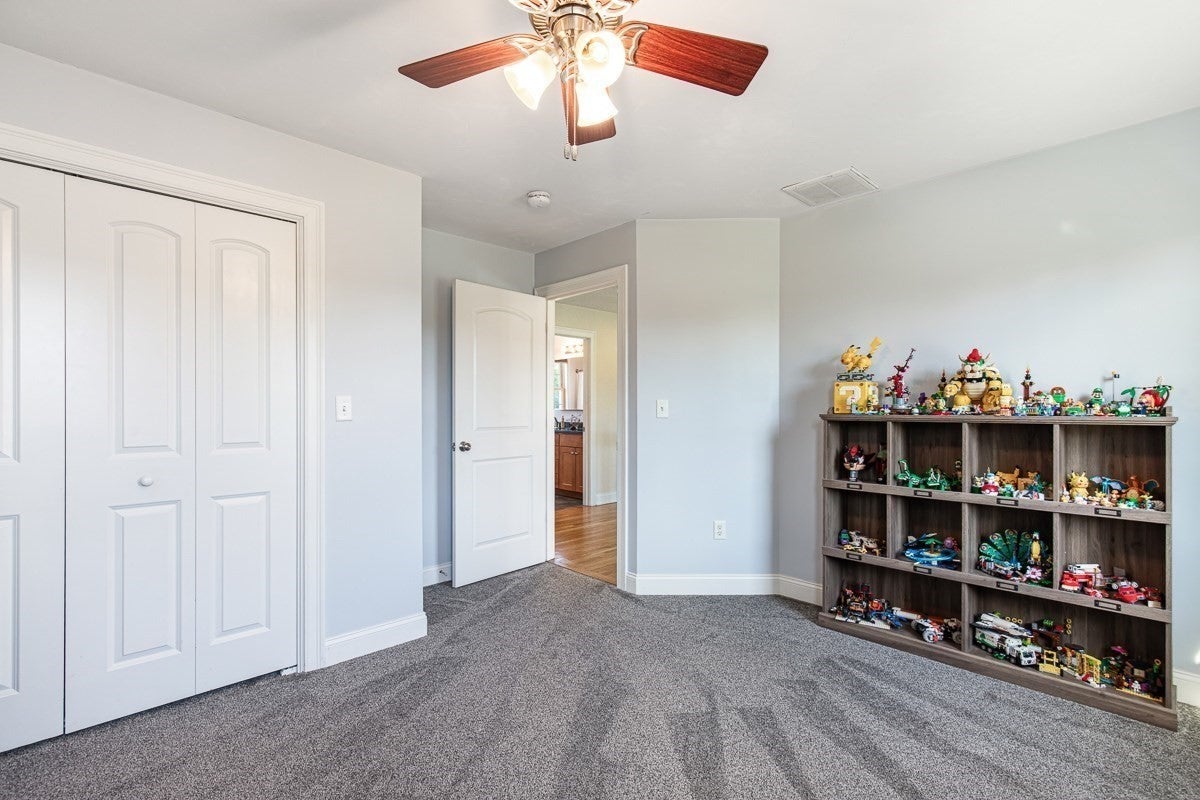 18 Blue Grass Circle, Taunton, MA Photo #26