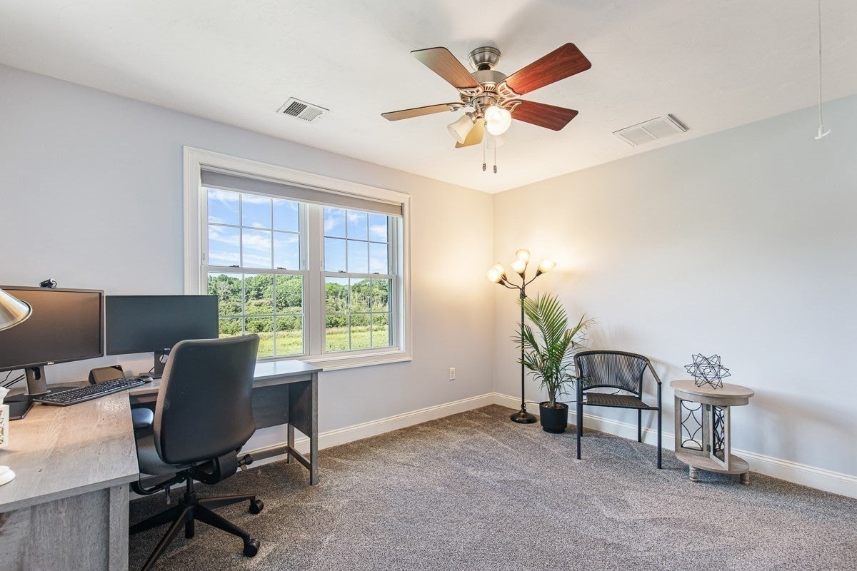 18 Blue Grass Circle, Taunton, MA Photo #23