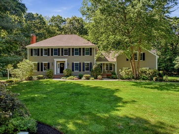 8 Ashland Road Boxford MA 01921
